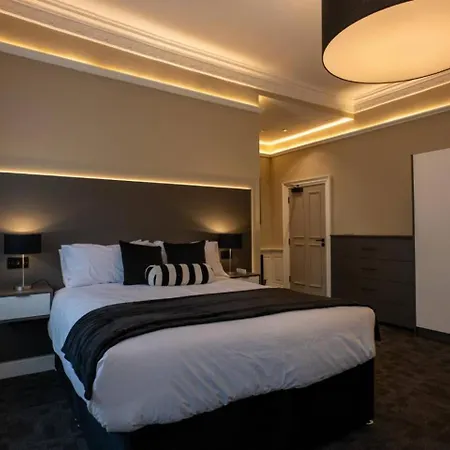 Grand Leith Luxe Jacuzzi & Cinema Edimburgo