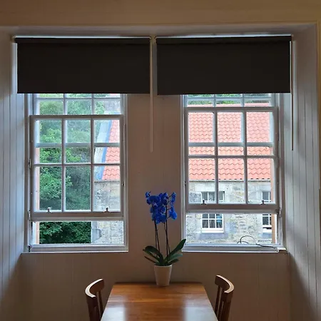Dean Village - Elegant Apartment Edinburgh