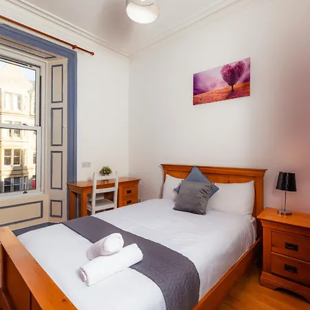 Apartment Cosy 3 Bedroom By Meadows *