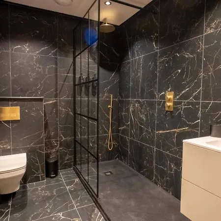 Grand Leith Luxe Jacuzzi & Cinema Apartamento Edimburgo