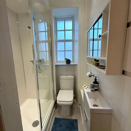 Dean Village - Elegant Apartment