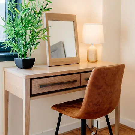 Apartament Base Of Royal Mile - Sleep 8 - 4bed 3 Bth *
