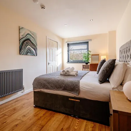 Base Of Royal Mile - Sleep 8 - 4bed 3 Bth