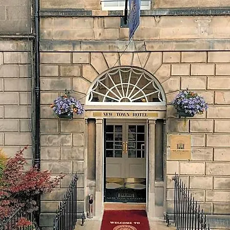 New Town Hotel