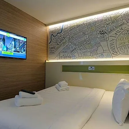 Hotel Hub By Premier 3*