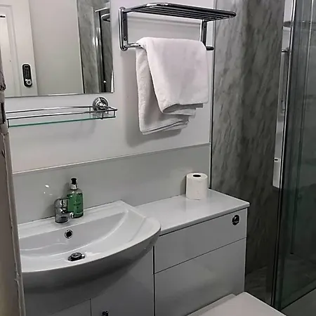 Dorstan House Guest house 3*