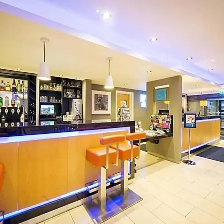 Hotel Express - Royal Mile By Ihg 3*