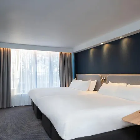 Express West By Ihg Edinburgh