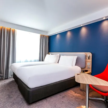 Hotel Express West By Ihg