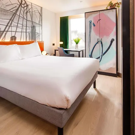 Hotel Ibis Styles St Andrew Square Edimburgo