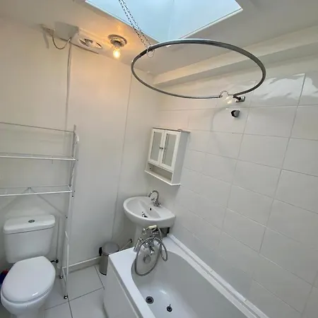 Carnegie - 1Bd, Steps Away From Arthur'S Seat アパート *