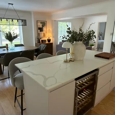Lux 2 Bedroom Ground Floor *