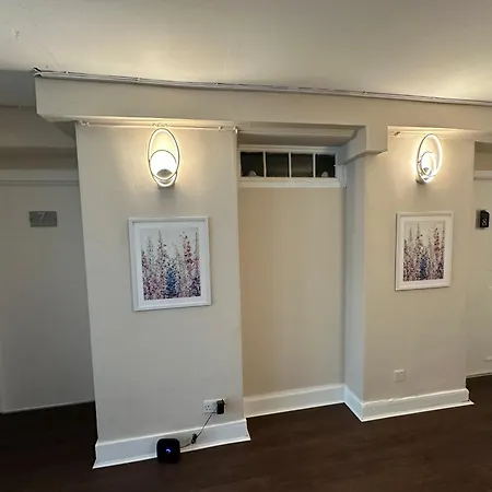 The Auldstone House 3* Edinburgh