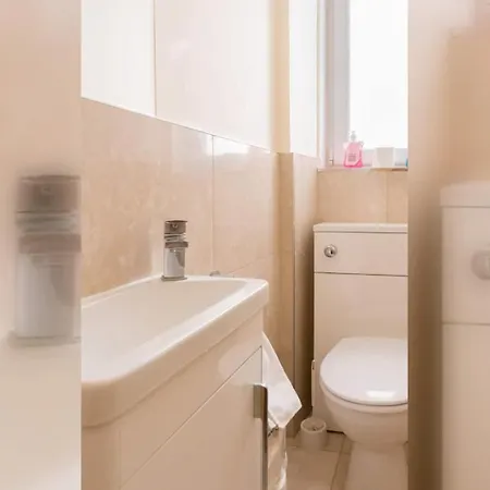 Charming And Relaxing 2bd Flat - Abbeyhill