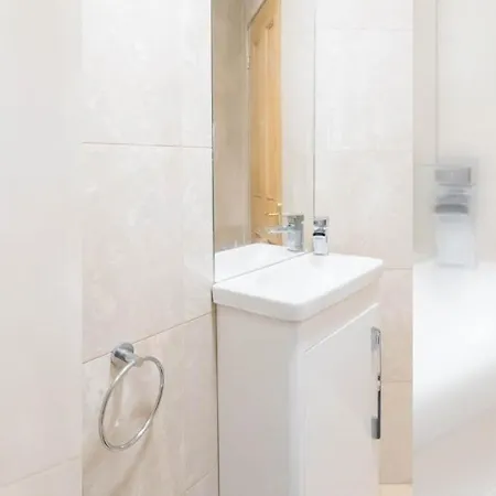 Charming And Relaxing 2bd Flat - Abbeyhill إدنبرة
