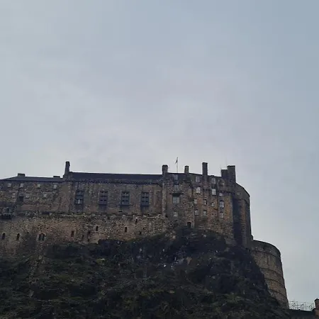 Апартаменты 223 Websters Land - Stunning Castle View *