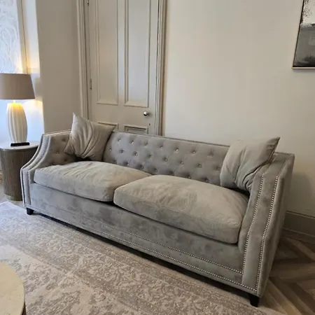 Old Town Castle View 4 Bedroom 5 Beds Sleeps 10