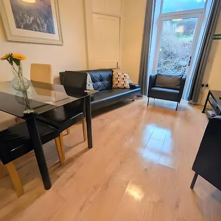 Modern Gem 10 Mins To Centre Edinburgh