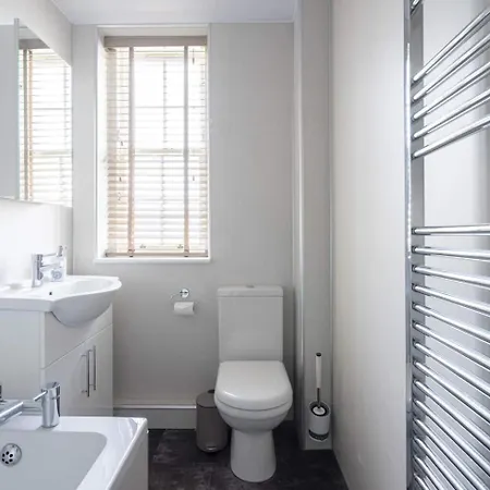 Boutique-hotel Styled Central, Quiet, Quaint Flat Appartement Edinburgh