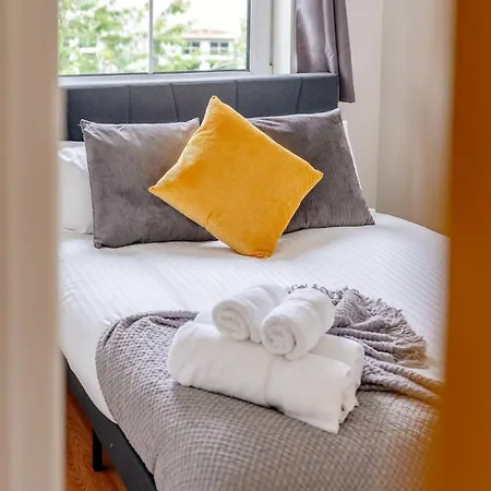 Chic 2-bed Near Centre Sleep 4 Edinburgh