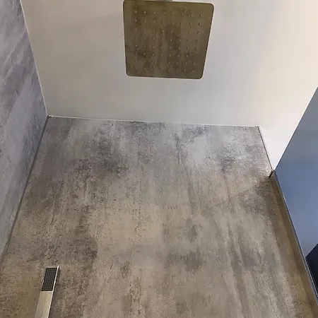 Super Modern 2br With Parking & Fast Wifi Appartement *
