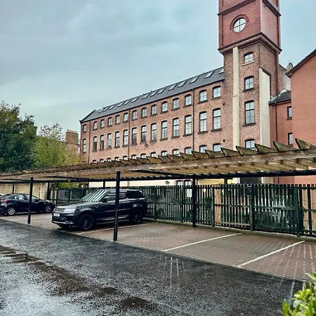 Super Modern 2br With Parking & Fast Wifi Appartement Edinburgh