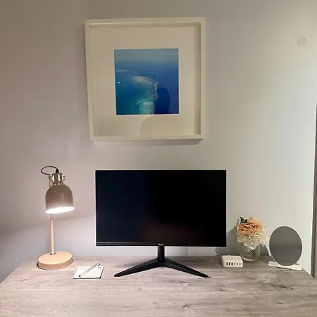 Appartement Super Modern 2br With Parking & Fast Wifi