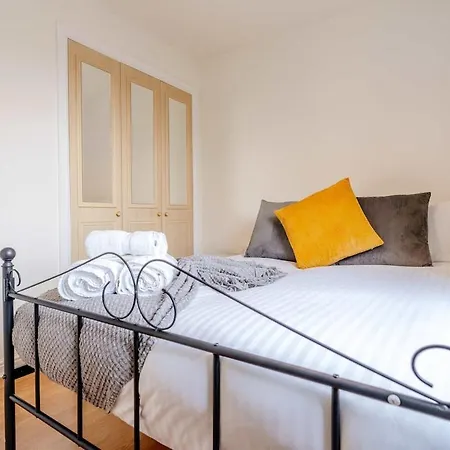 Chic 2-bed Near Centre Sleep 4 Appartement *
