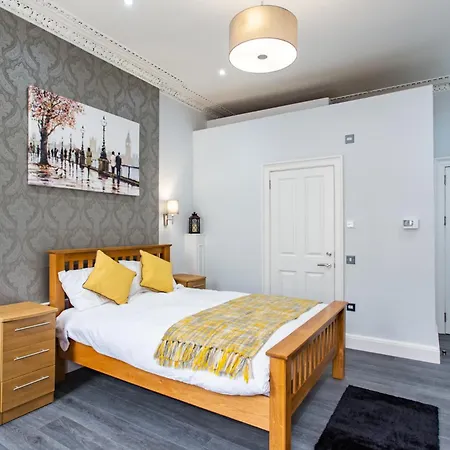 Luxury Festival Flat In Prime Centre Location Apartment