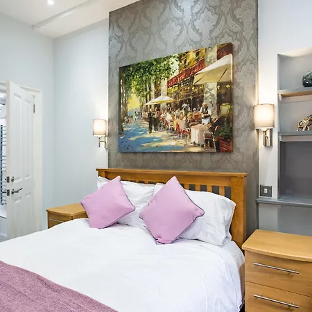 Luxury Festival Flat In Prime Centre Location * Edinburgh