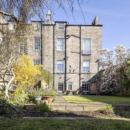 Saxecoburg Place * Edinburgh