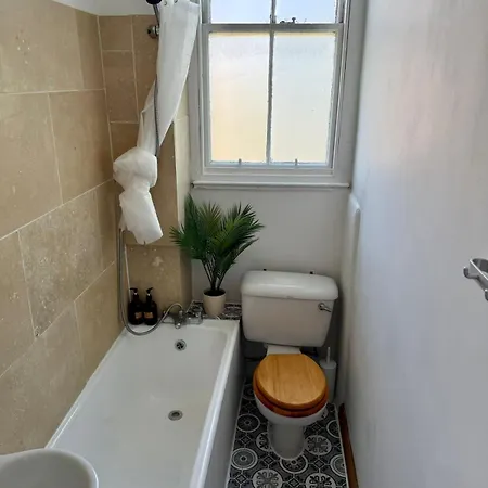 Leafy Marchmont 2-bed Meadows Centre Appartement *