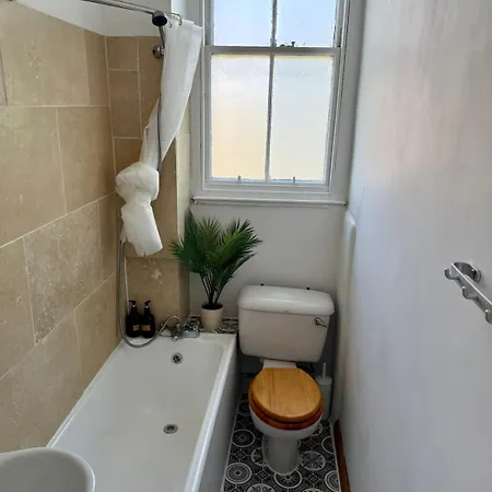 Leafy Marchmont 2-bed Meadows Centre Appartement *