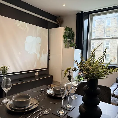 Appartement Fountain Park En-suites, 6 Beds, 3 Baths, Cinema, Sleeps 10 *