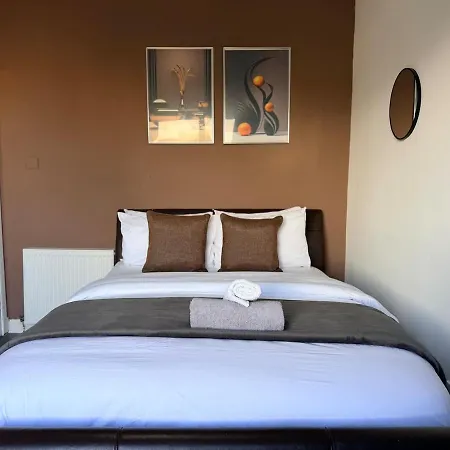 Vakantiehuis Spacious 4-bed House, Minutes From Arthur's Seat Edinburgh