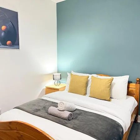Spacious 4-bed House, Minutes From Arthur's Seat Дом отдыха