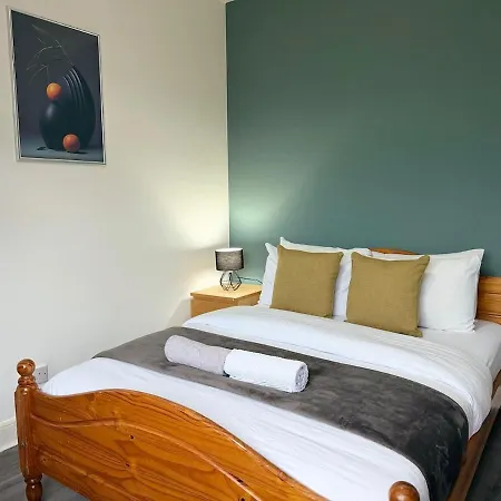 Дом отдыха Spacious 4-bed House, Minutes From Arthur's Seat