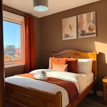 Spacious 4-bed House, Minutes From Arthur's Seat