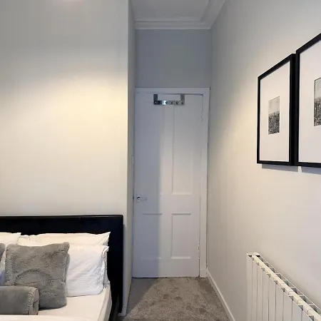 Haymarket Favourite Apartment *