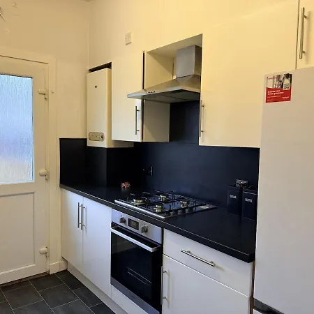 Дом отдыха 10 Min To Airport, House Sleeps 6, Free Parking Эдинбург