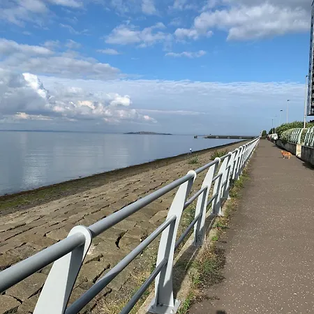 Eyrie On Seafront Appartement Edinburgh