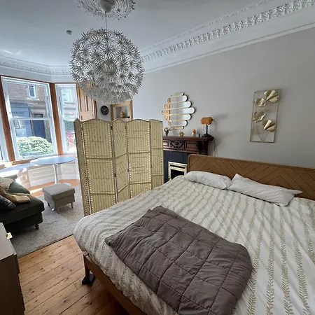 Charming Flat In Beautiful Area Lägenhet *