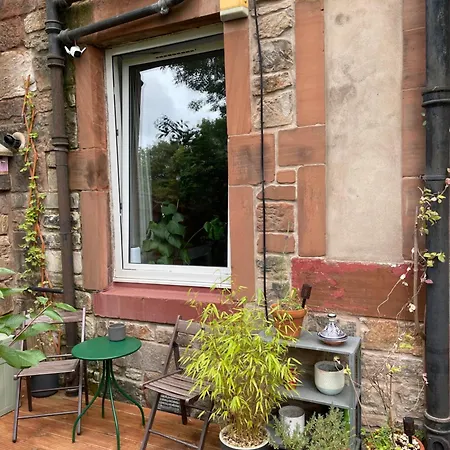 Quiet 1-bed Garden Near Leith & Walk To Centre Apartment Edinburgh