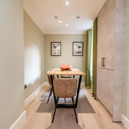 Dragon Luxury At Rutland Square Апартаменты Эдинбург