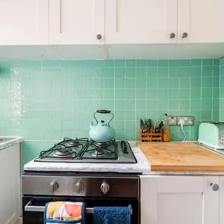 Tatil Evi Edinburgh, Deanvillage Cosy Hideaway Edinburgh