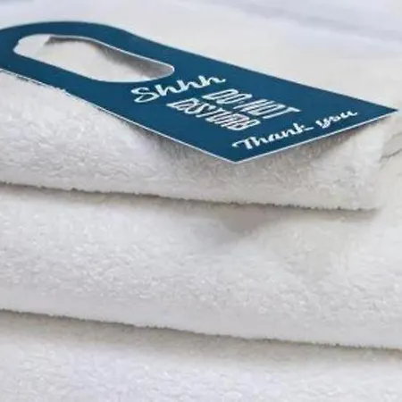 فندق Travelodge Dreghorn