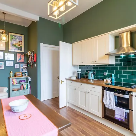 Gorgeous 2bdr With Unique Character In