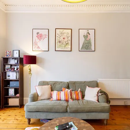 Gorgeous 2bdr With Unique Character In