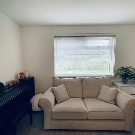 Apartment 3 Bed Garden House Direct Connection To Airport N Train Station Edinburgh