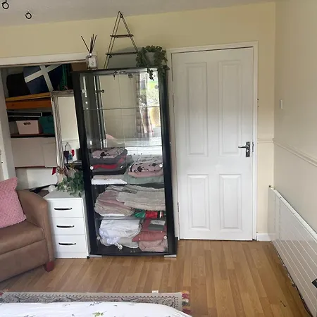 Проживание в семье Lovely Quiet Double